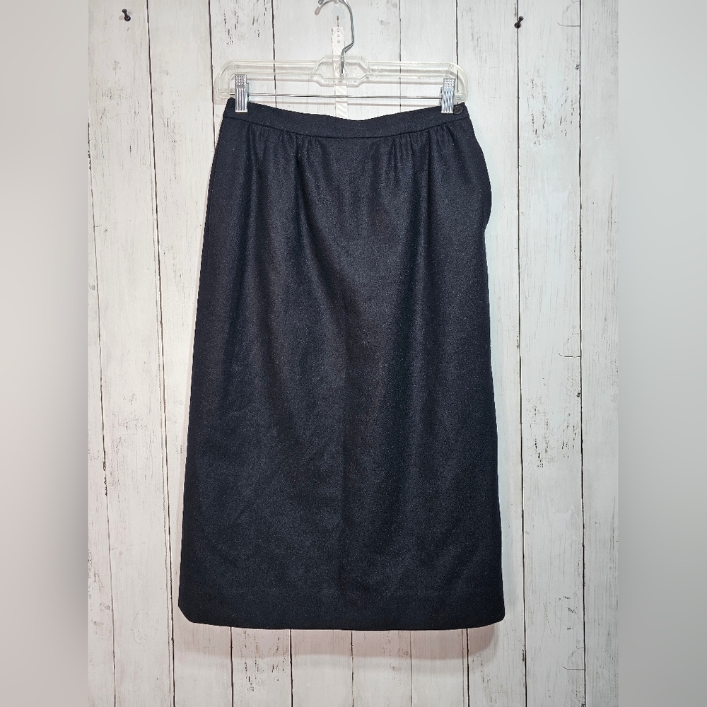 Vintage Pendleton Women's Black Wool Pencil Skirt Size 8 Acedemia Lined Pockets.